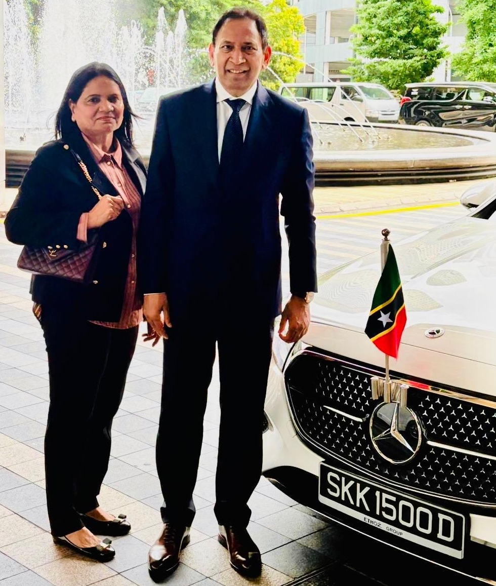H.E Uma Shanker Mishra going to meet President of Singapore